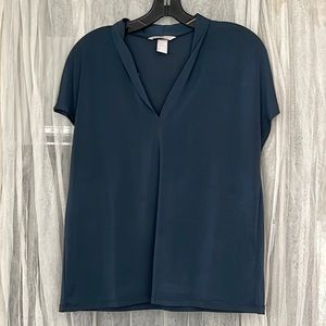 ⭐️ H&M teal pullover top tiny butterfly like no sleeves women size M